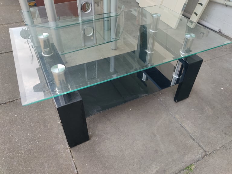 Table/TV stand