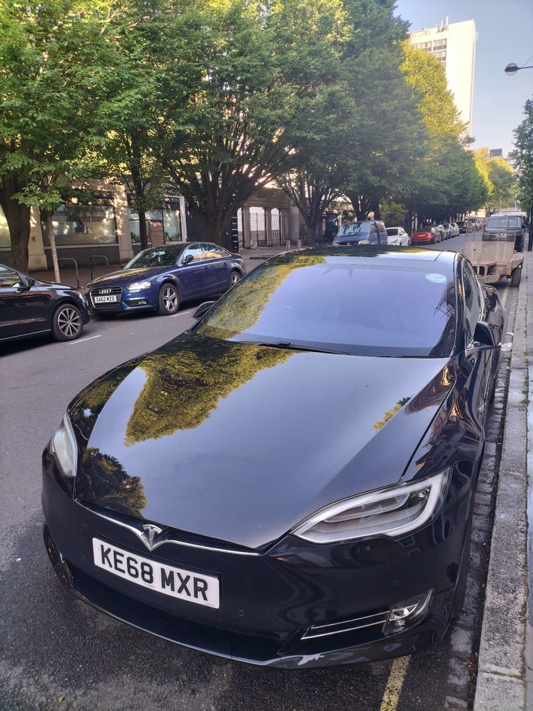 Tesla model s 