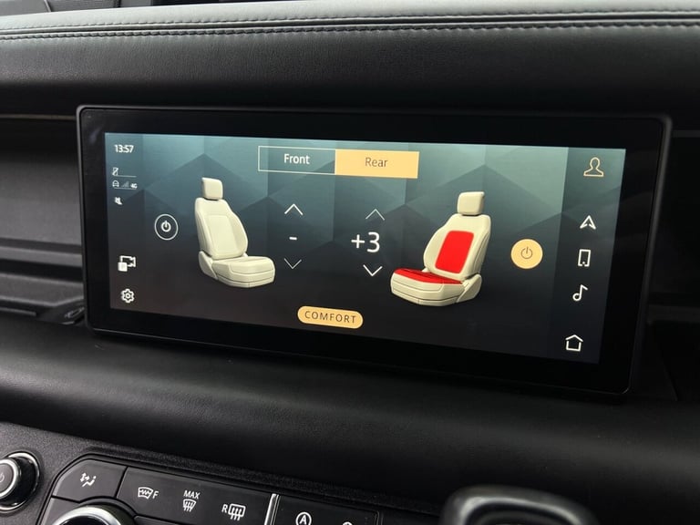 2021 Land Rover Defender 3.0 D300 X-Dynamic HSE 110 5dr Auto [7 Seat] ESTATE DIESEL Automatic