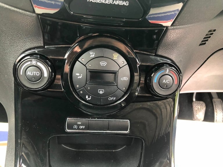 Ford Fiesta TITANIUM
