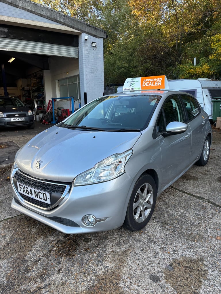 2014 Peugeot 208 1.2 VTi Active 5dr HATCHBACK Petrol Manual