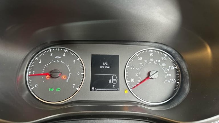 2023 Dacia Sandero Stepway 1.0 TCe Expression Hatchback 5dr Bi Fuel Manual Euro 6 (s/s) (100 ps) ...
