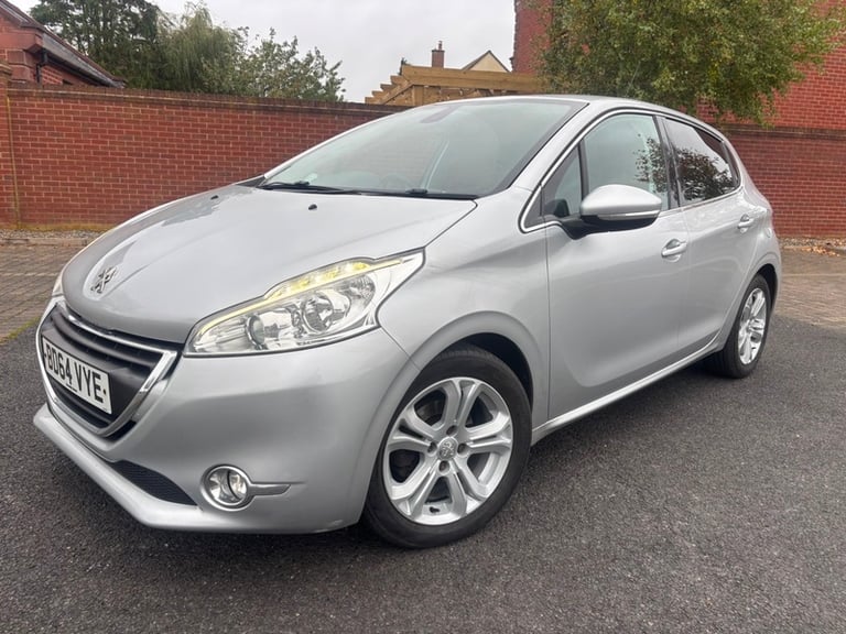 image for Peugeot 208 ALLURE AUTOMATIC ONLY 49k 6 MONTHS WARRABTY