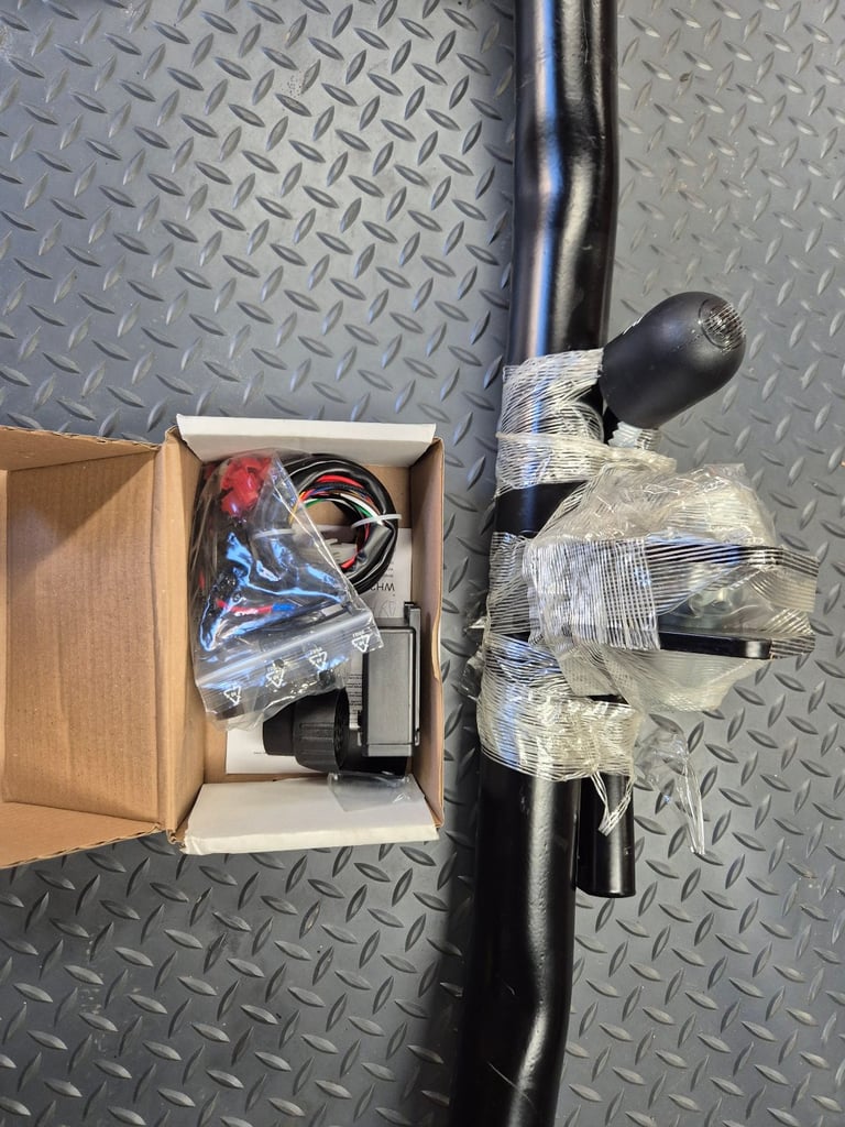 Brand New Tow Bar and Electrics to fit Dacia Duster