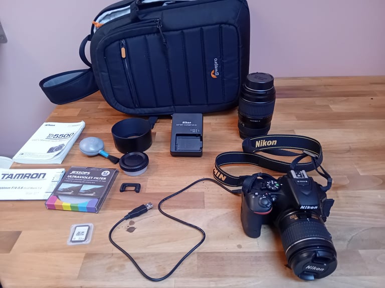Nikon D5500 + all accesories - Ideal Hi Quality Starter Kit