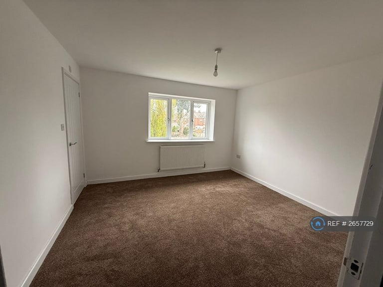 3 bedroom house in Cody Court, Silverdale Close, CV2 (3 bed) (#2657729)