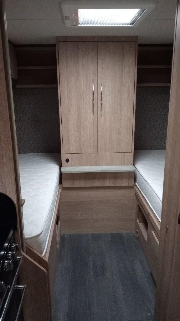 2020 Auto-Trail Imala 734