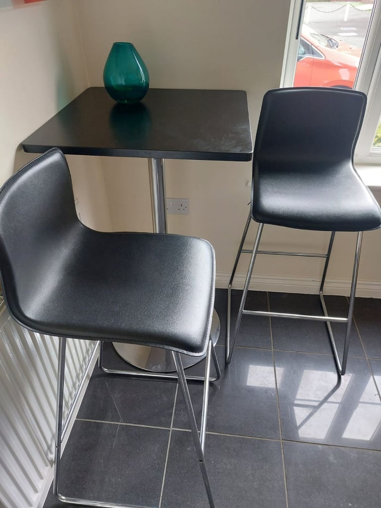 image for As new bistro set