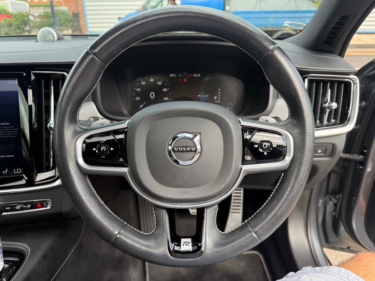 2018 Volvo S90 2.0 T8 Hybrid R DESIGN Pro 4dr AWD Geartronic SALOON Petrol Parallel Phev Automatic