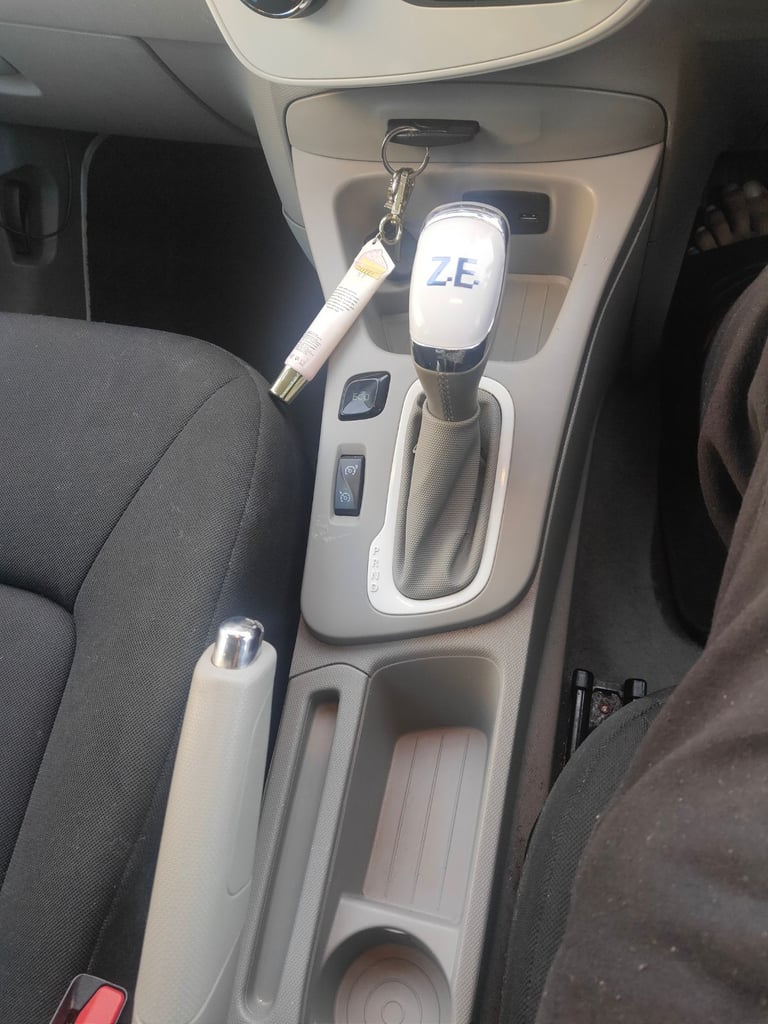 Renault, ZOE, Hatchback, 2015, Other, 1 (cc), 5 doors