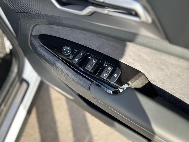 2025 Kia Sportage 1.6 T-GDi 13.8kWh GT-Line SUV 5dr Petrol Plug-in Hybrid Auto AWD Euro 6 (s/ EST...