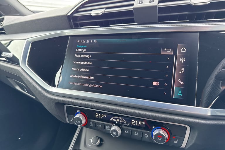 2022 Audi Q3 Black Edition 40 TFSI quattro 190 PS S tronic SUV PETROL Automatic