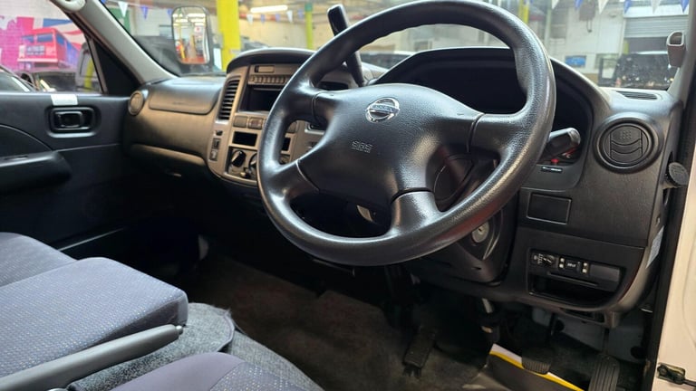  Nissan Elgrand Caravan twin mobility Chair auto lift Petrol Automatic