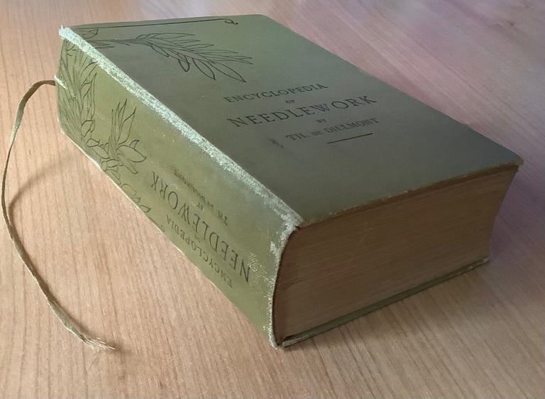 Vintage Sewing book: DMC/de Dillmont Encyclopedia of Needlework