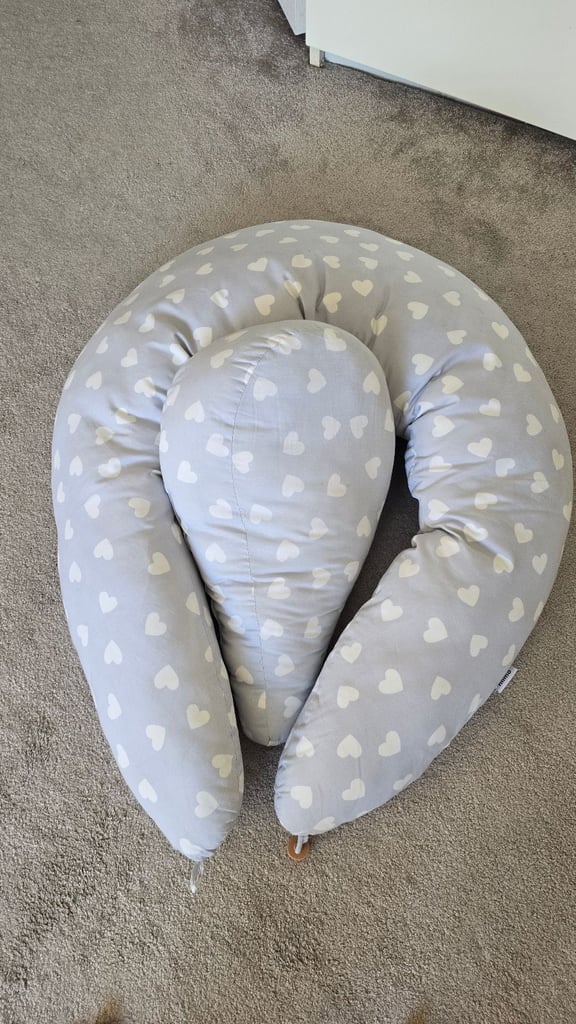 image for Pregnancy and nursing pillow