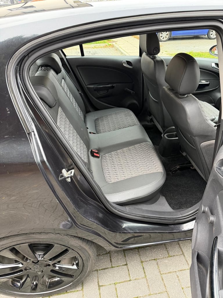 2014 Vauxhall Corsa 1.2 SE 5dr HATCHBACK Petrol Manual