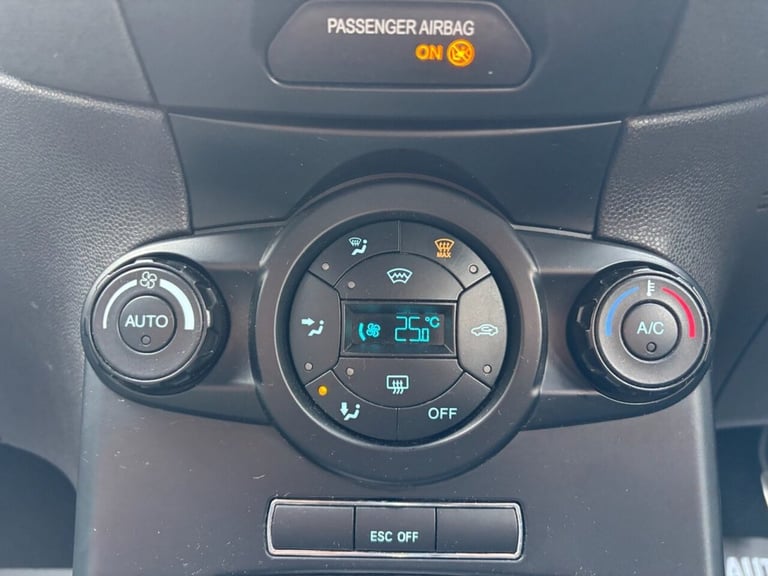 2015 Ford Fiesta 1.6 EcoBoost ST-3 3dr HATCHBACK PETROL Manual