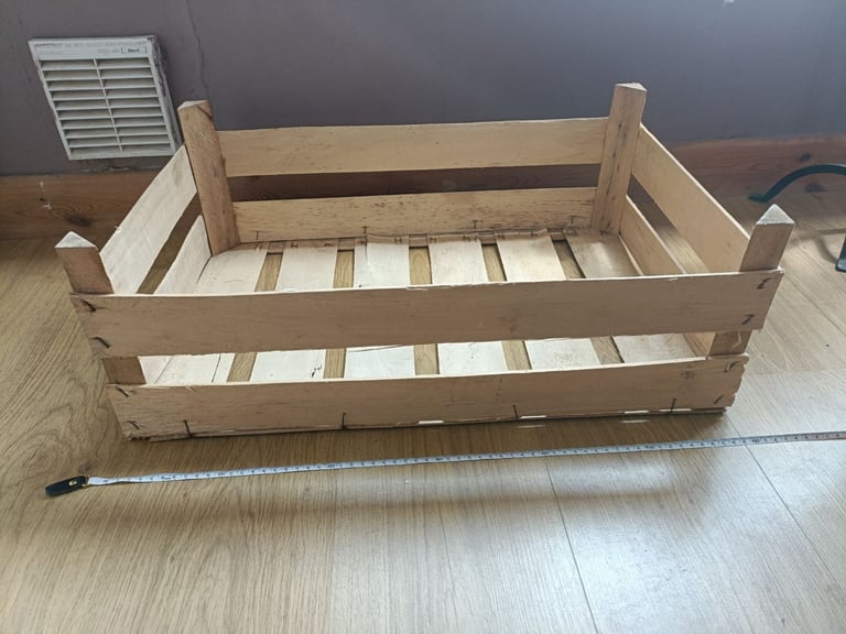 Wooden crate