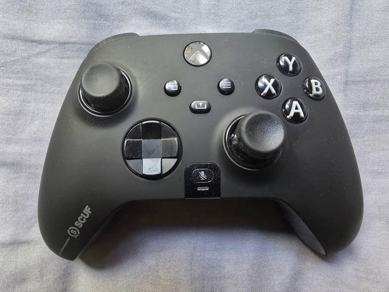 Xbox Controller /PC - Scuf Instinct Pro Wireless (or wired), plus multiple accessories