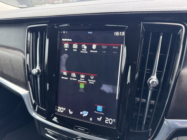 2020 Volvo V90 Cross Country 2.0 D5 Plus Estate 5dr Diesel Auto AWD Euro 6 (s/s) (235 ps) Estate ...