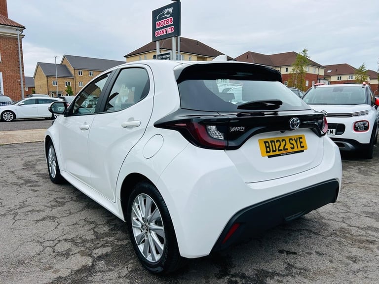 2022 Toyota Yaris 1.5 VVT-h Icon E-CVT Euro 6 (s/s) 5dr HATCHBACK Petrol/Electric Hybrid Automatic
