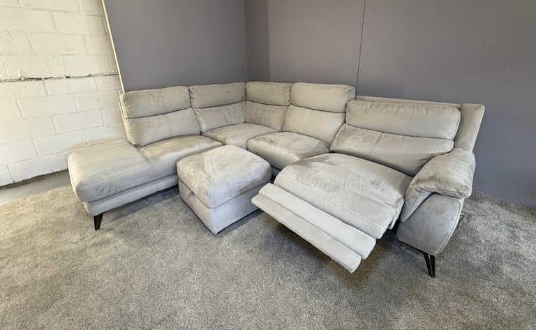 Large grey electric L shape recliner sofa DELIVERY AVAILABLE!