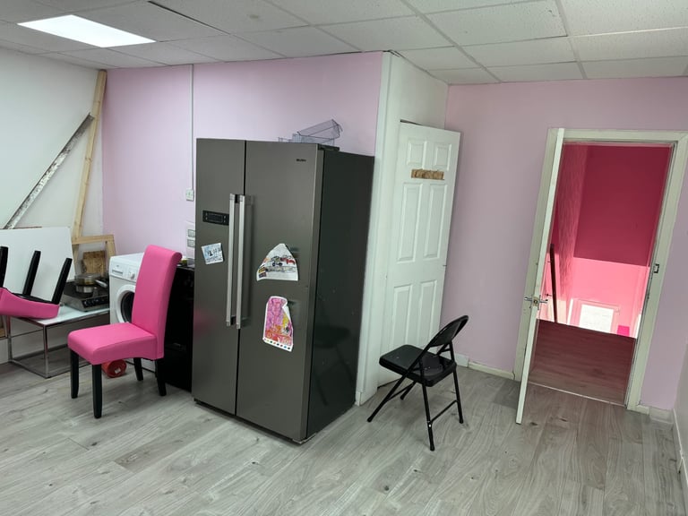 Commercial Property To-Let Cumnock Town Center
