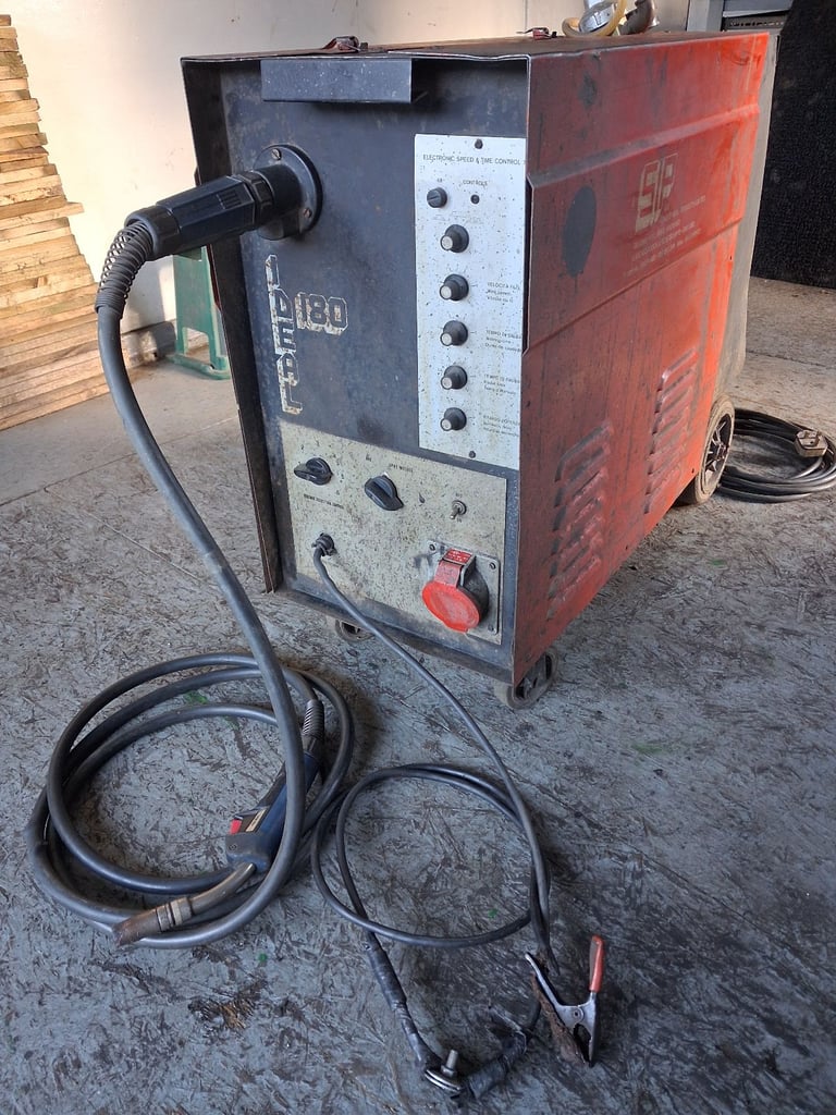 MIG WELDER SIP IDEAL180 240V USED WORKING SELLING AS SPARES OR REPAIR