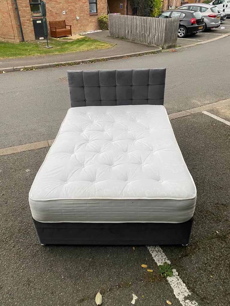 Double storage bed with mattress for £130(we can deliver)