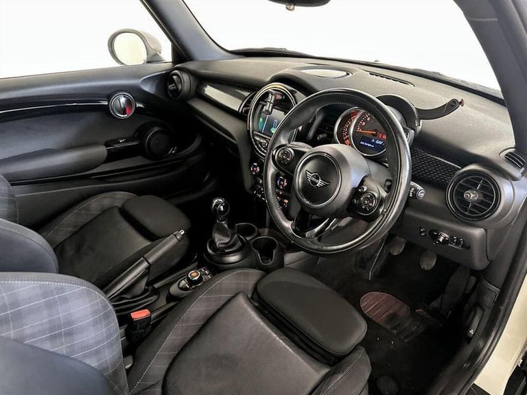 2018 MINI Hatch 2.0 Cooper S Euro 6 (s/s) 3dr Manual Hatchback Petrol Manual