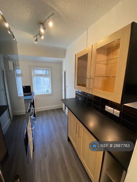 2 bedroom flat in Seamore Street, Largs, KA30 (2 bed) (#2687763)