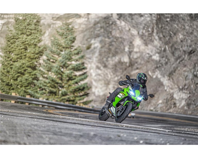 New 2025 Kawasaki MOTORCYCLE Ninja 650 BLACK SAVE £600 WITH NEW RIDERS GRANT*