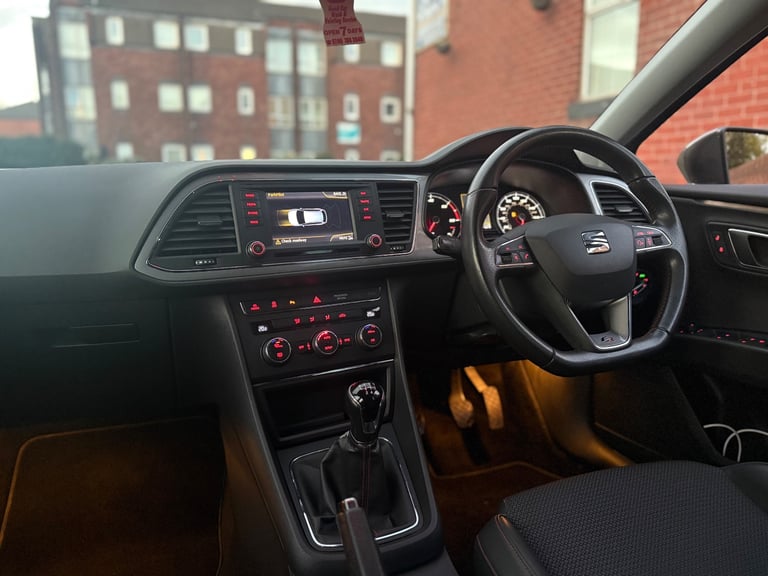 SEAT LEON FR SPORT TECHNOLOGY PACK ESTATE 2014 