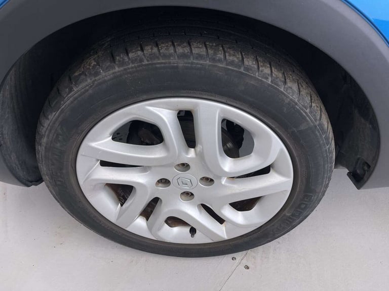 2015 Renault Captur 0.9 TCe ENERGY Dynamique Nav SUV 5dr Petrol Manual Euro 6 (s/s) (90 ps) CRU S...