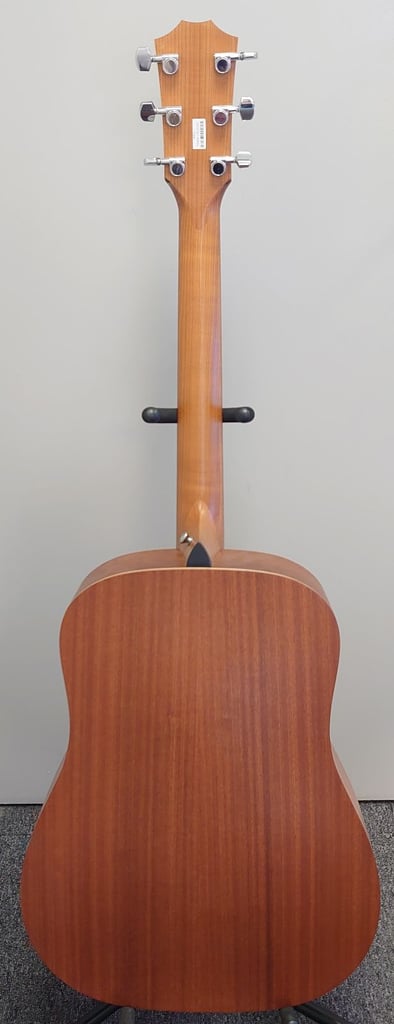 Taylor Academy 10 | Acoustic Guitar | Case