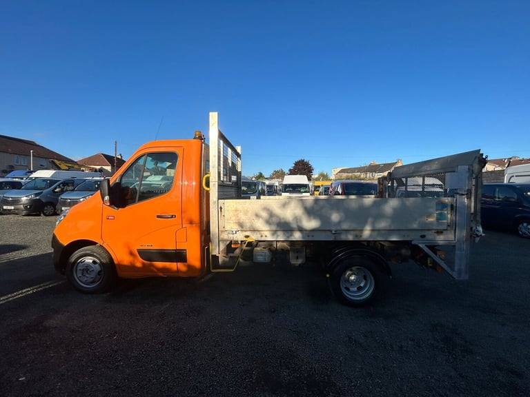 2015 Renault Master 125.35 dCi Chassis Cab SGLCAB TIPPER CHASSIS CAB Diesel Manual