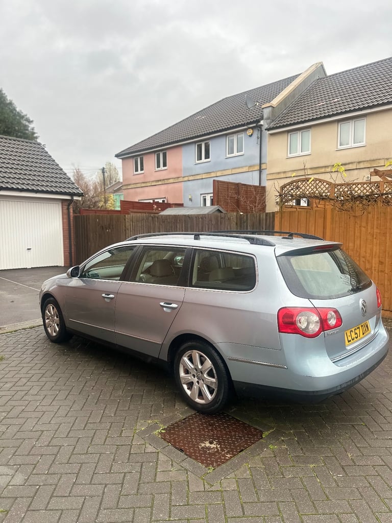 Volkswagen, PASSAT, Estate, 2007, Manual, 1896 (cc), 5 doors