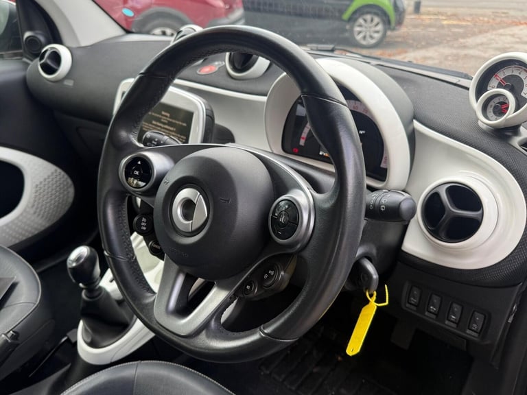 2015 smart fortwo 0.9T Prime (Premium) Euro 6 (s/s) 2dr Coupe Petrol Manual