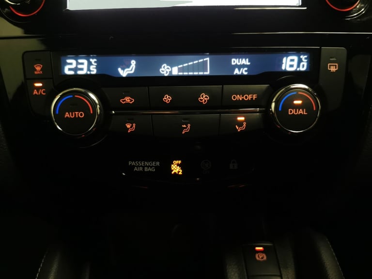 2019 Nissan Qashqai 1.3 DiG-T Acenta Premium 5dr HATCHBACK PETROL Manual