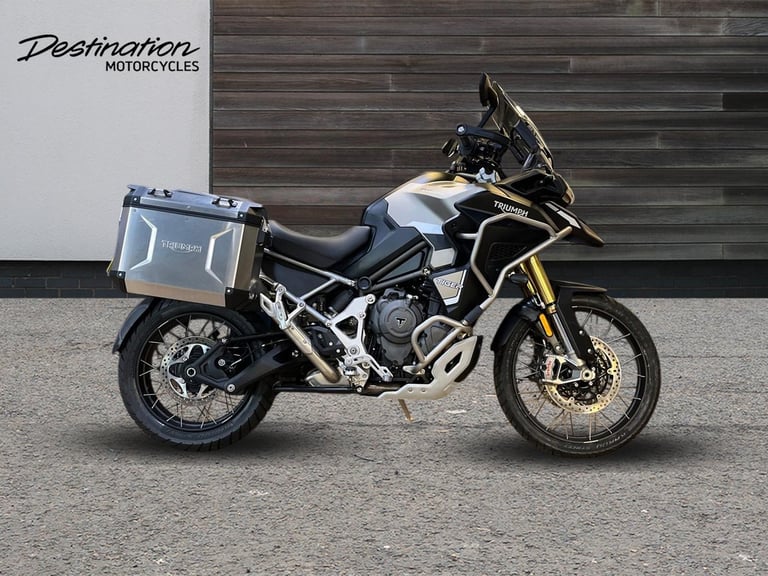 image for 2025 Triumph Tiger 1200 RALLY EXPLORER PREMIUM COLOUR Petrol 6 Speed