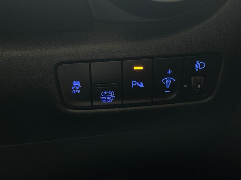 2023 Hyundai KONA 1.6 h-GDi Premium DCT Euro 6 (s/s) 5dr HATCHBACK Petrol/Electric Hybrid Automatic