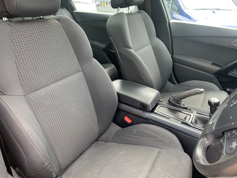 2013 Peugeot 508 1.6 HDi 115 Active 5dr ESTATE Diesel Manual