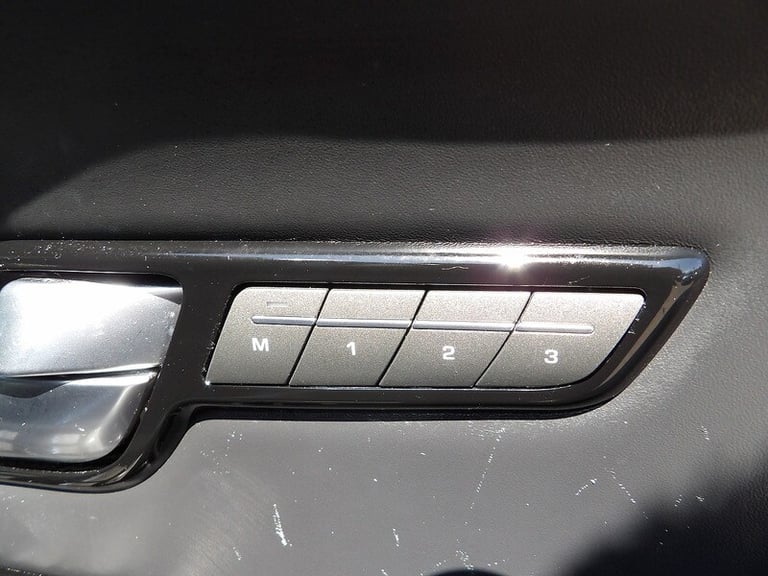 2016 Land Rover Range Rover Evoque 2.0 TD4 HSE Dynamic 5dr Auto ESTATE DIESEL Automatic
