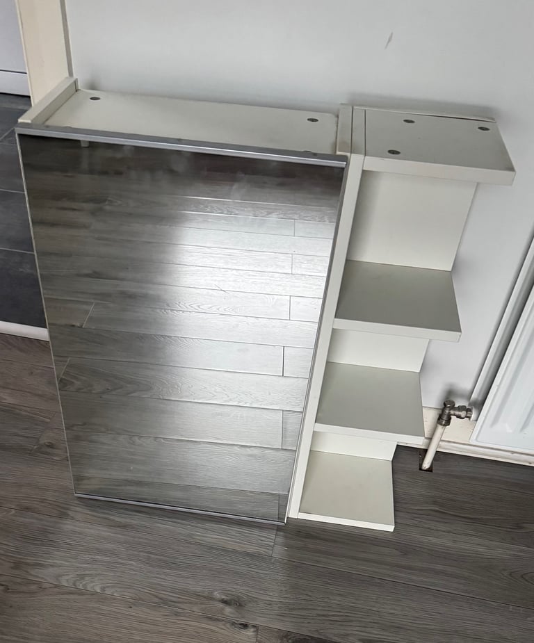 Bathroom Mirror cabinet with 1 door /59x21x64cm