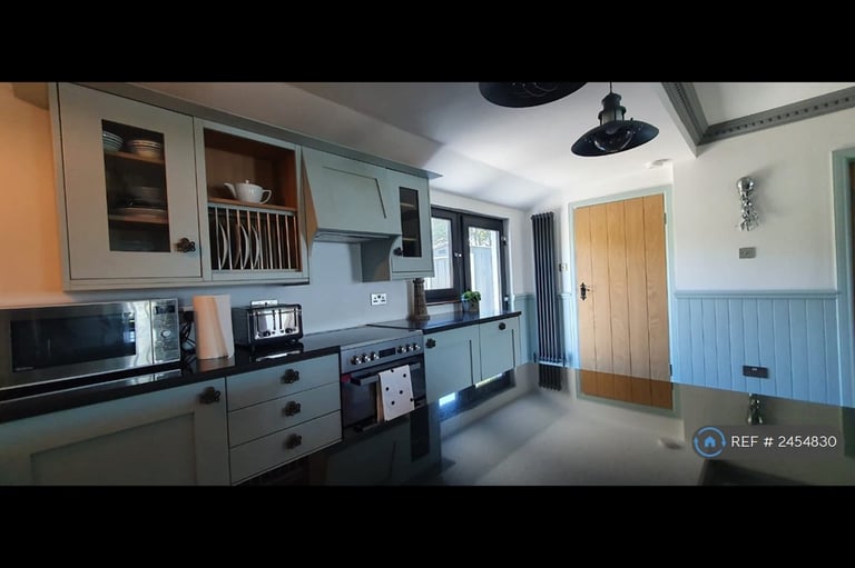 1 bedroom house in Glenstriven Road, Toward, Dunoon, PA23 (1 bed) (#2454830)