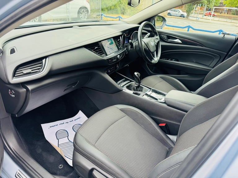 2017 Vauxhall Insignia TECH LINE NAV 5-Door Diesel