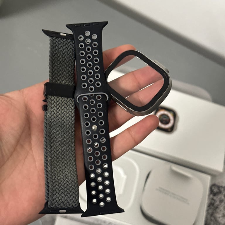 Apple Watch Ultra 1 titanium 