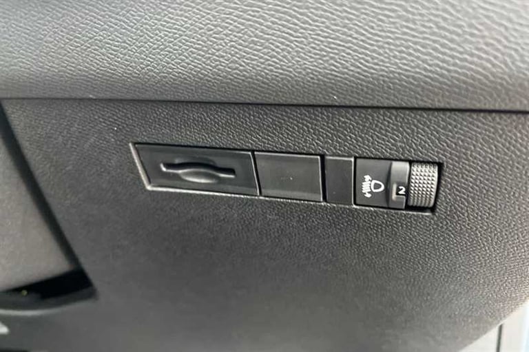 2025 Vauxhall Astra 1.2 Turbo 130 Griffin 5dr HATCHBACK PETROL Manual