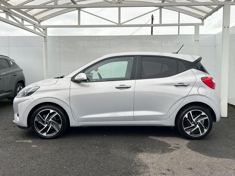 2024 Hyundai i10 1.0 Premium Hatchback 5dr Petrol Auto Euro 6 (s/s) (63 ps) Hatchback PETROL Auto...