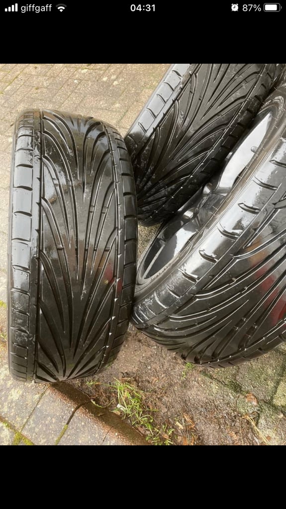 PRICE DROPPED. LAST CHANCE. Vauxhall penta 5 spoke alloy wheels 